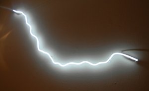 02. Susanna LEHTINEN - LIGHTNING 1 neon 176cm 2012