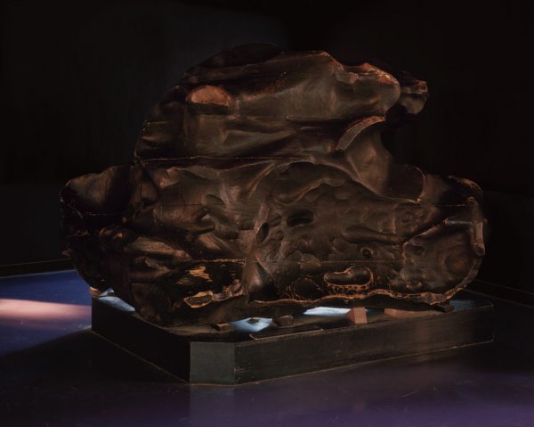 04. Vincent BERGERAT - La météorite - 2005 - 120 x 150 cm - Tirage argentique (...)